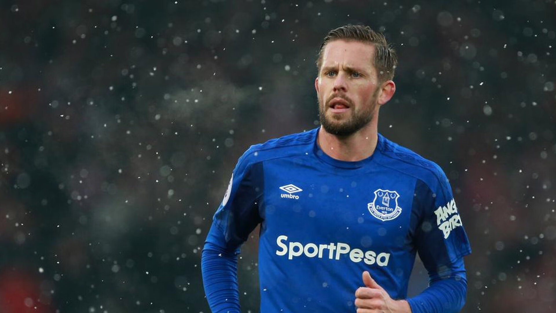 PGA巡回赛年终冠军杯 麦克罗伊逆转折桂 “小白龙”再现巅峰状态